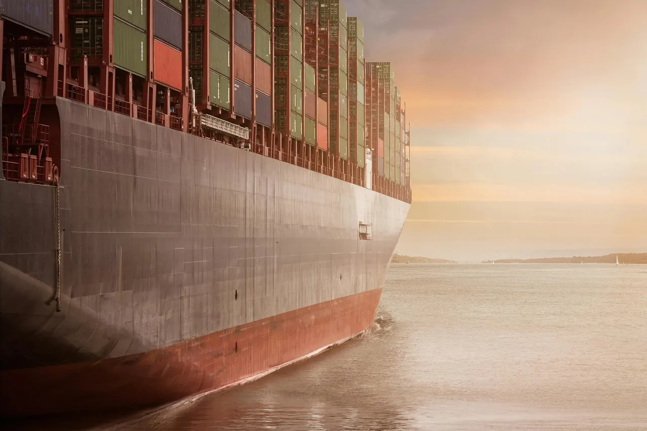 Optimizing Supply Chain Resilience: Navigating Global Risks and Opportunities