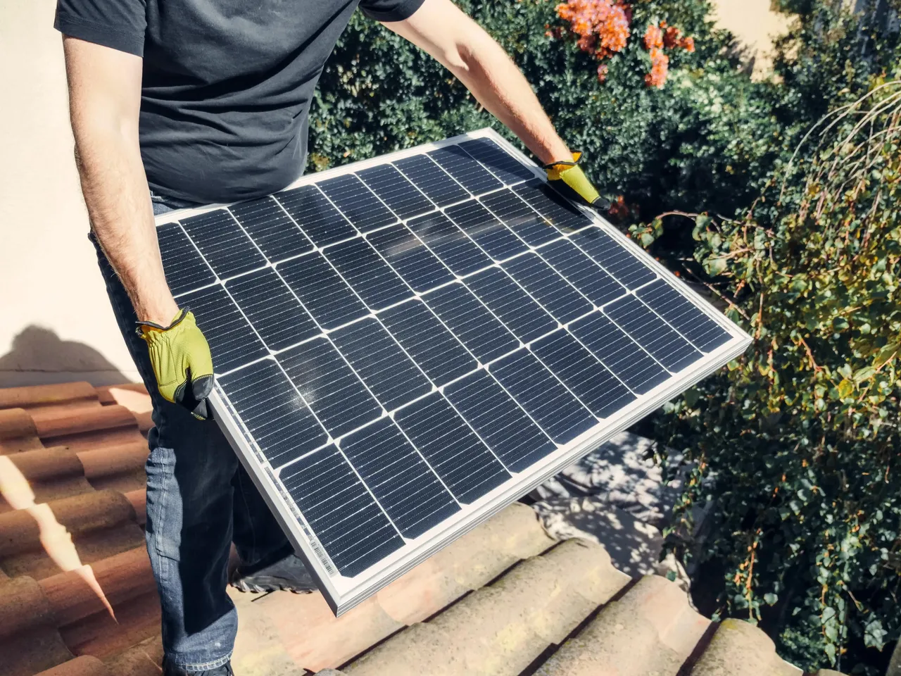 Empower Your Home: A 5-Step Guide to affording Solar Solutions