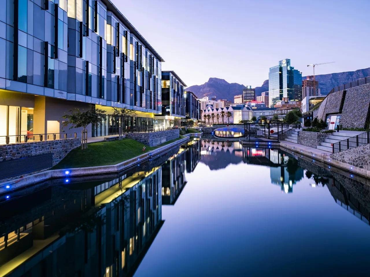 Cape Town CBD Property Scene: 2024's Positive Momentum Unveils Top 9 Trends