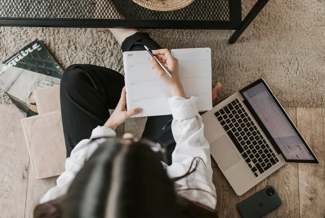 7 Benefits & Essential Strategies for successfully running your Home-Based Business