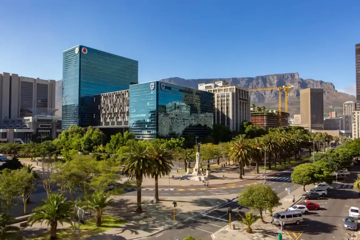 Cape Town’s record-breaking tourism boom powers local economy, driving job growth and investment opportunities