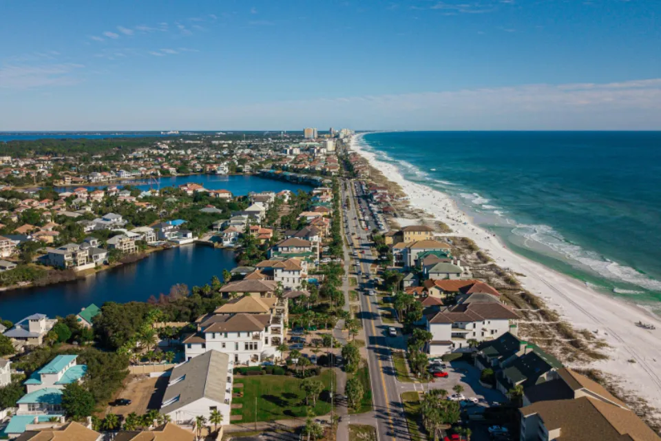 Holiday housing hotspots: SA’s new migration wave