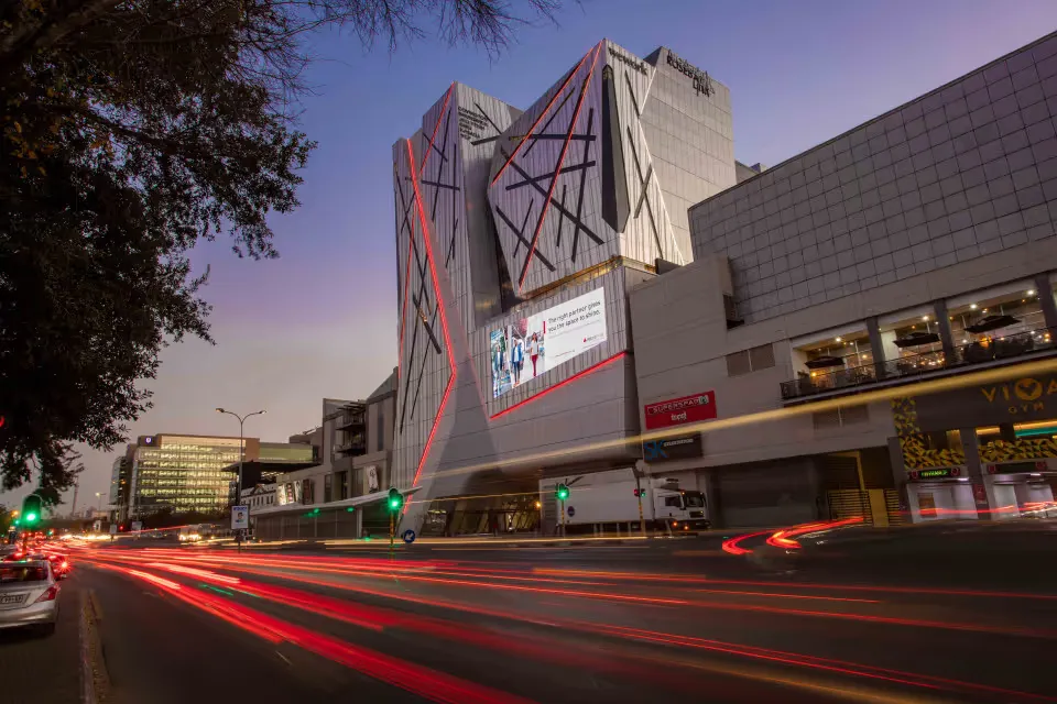 SA REITs surge as market cap breaks R350 billion