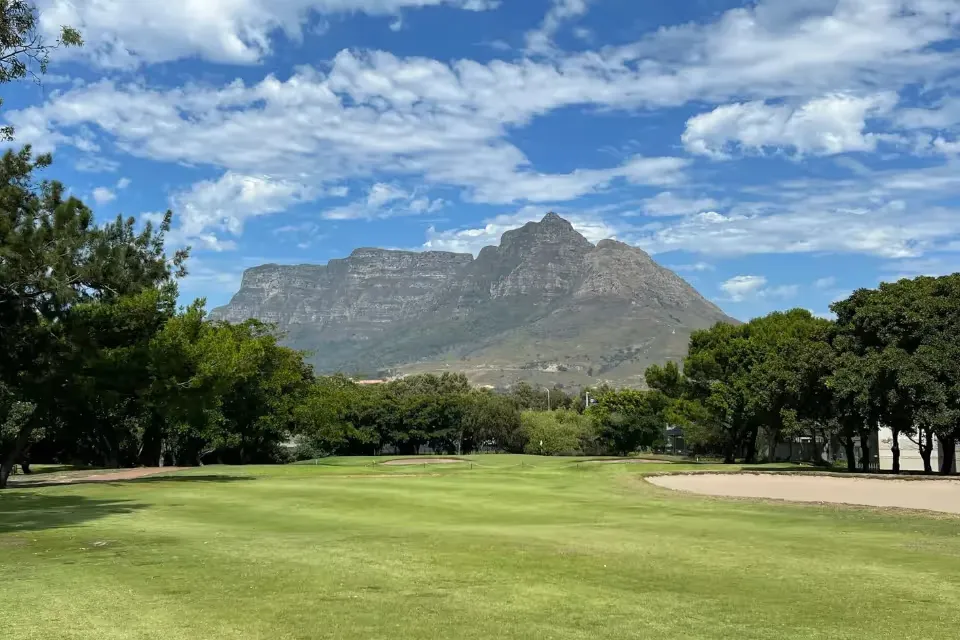 Golf Course showdown sparks battle over Cape Town’s future
