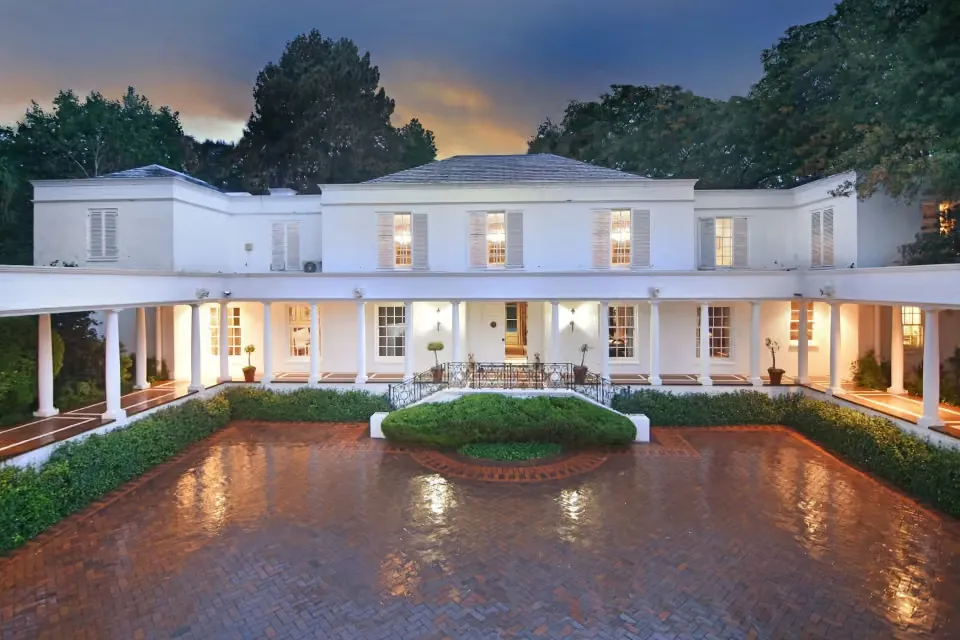 Johannesburg luxury market hits decade-high as buyers return