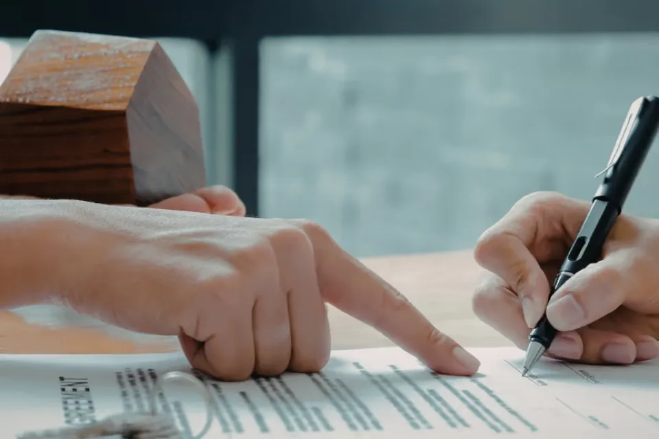 Six warning signs homebuyers must never ignore.
