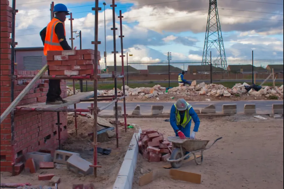 Five checks before you hire a building contractor