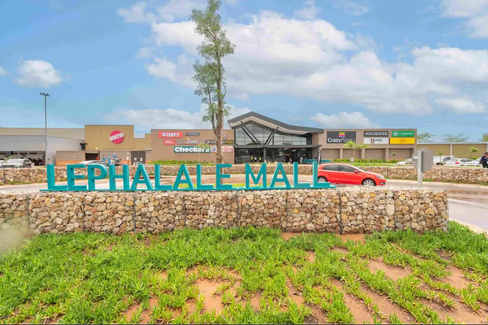 Dipula makes R2bn retail play backed by R1.1bn raise